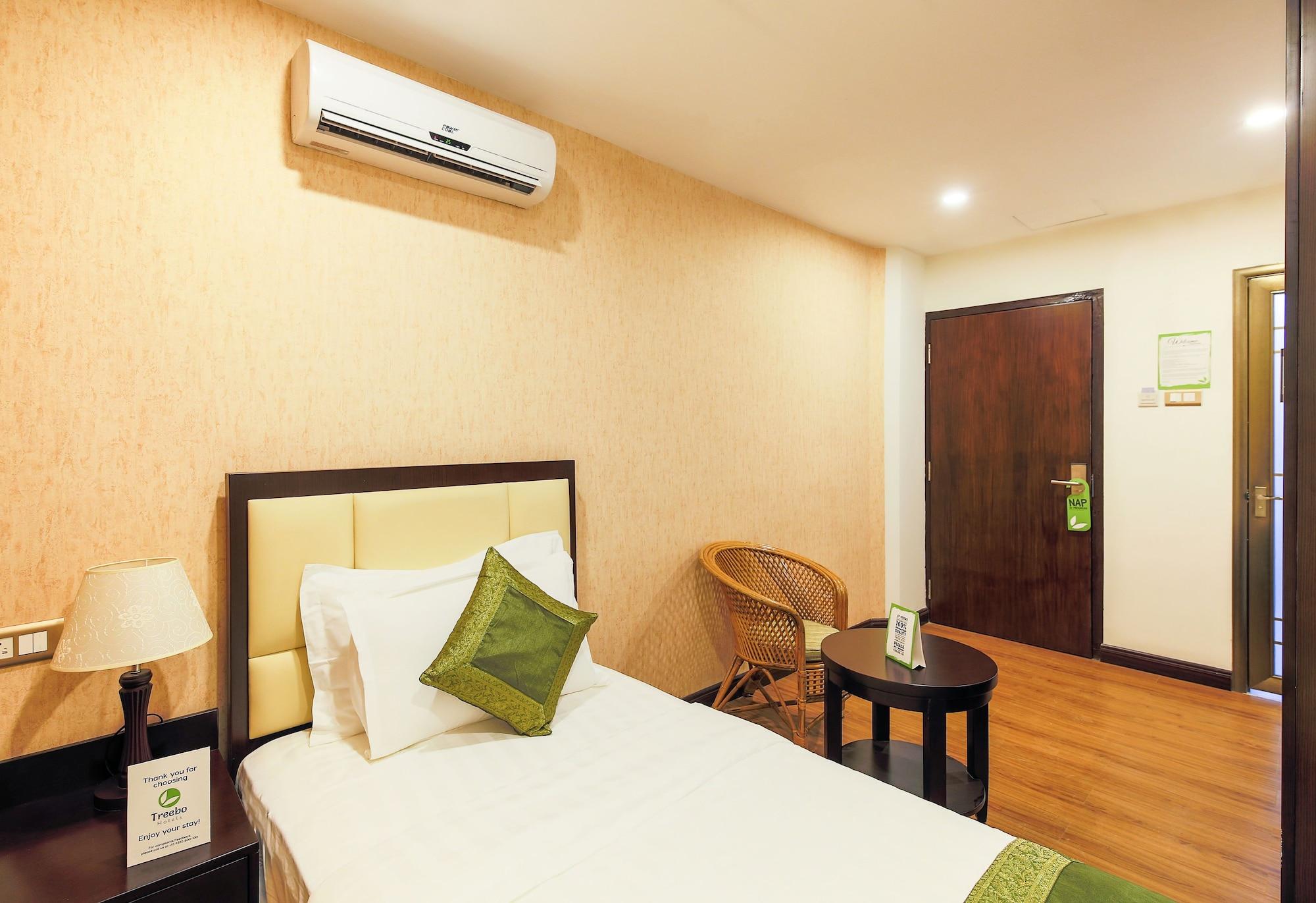 Treebo Trend Adrak Hotel Thiruvananthapuram Luaran gambar