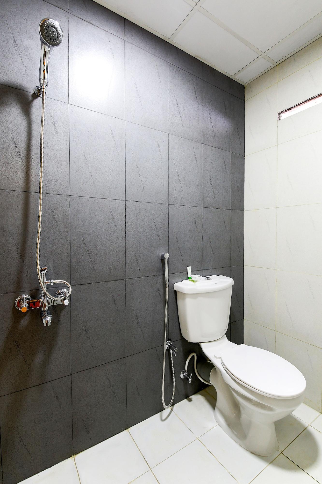 Treebo Trend Adrak Hotel Thiruvananthapuram Luaran gambar